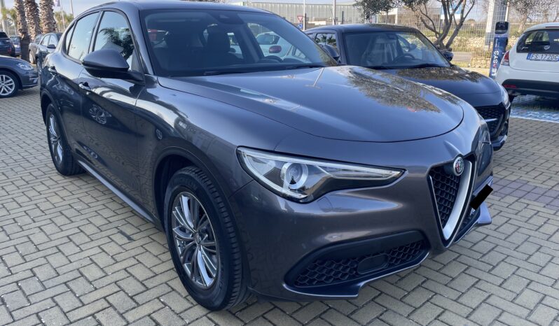 Alfa Stelvio pieno