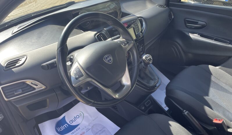 LANCIA YPSILON pieno